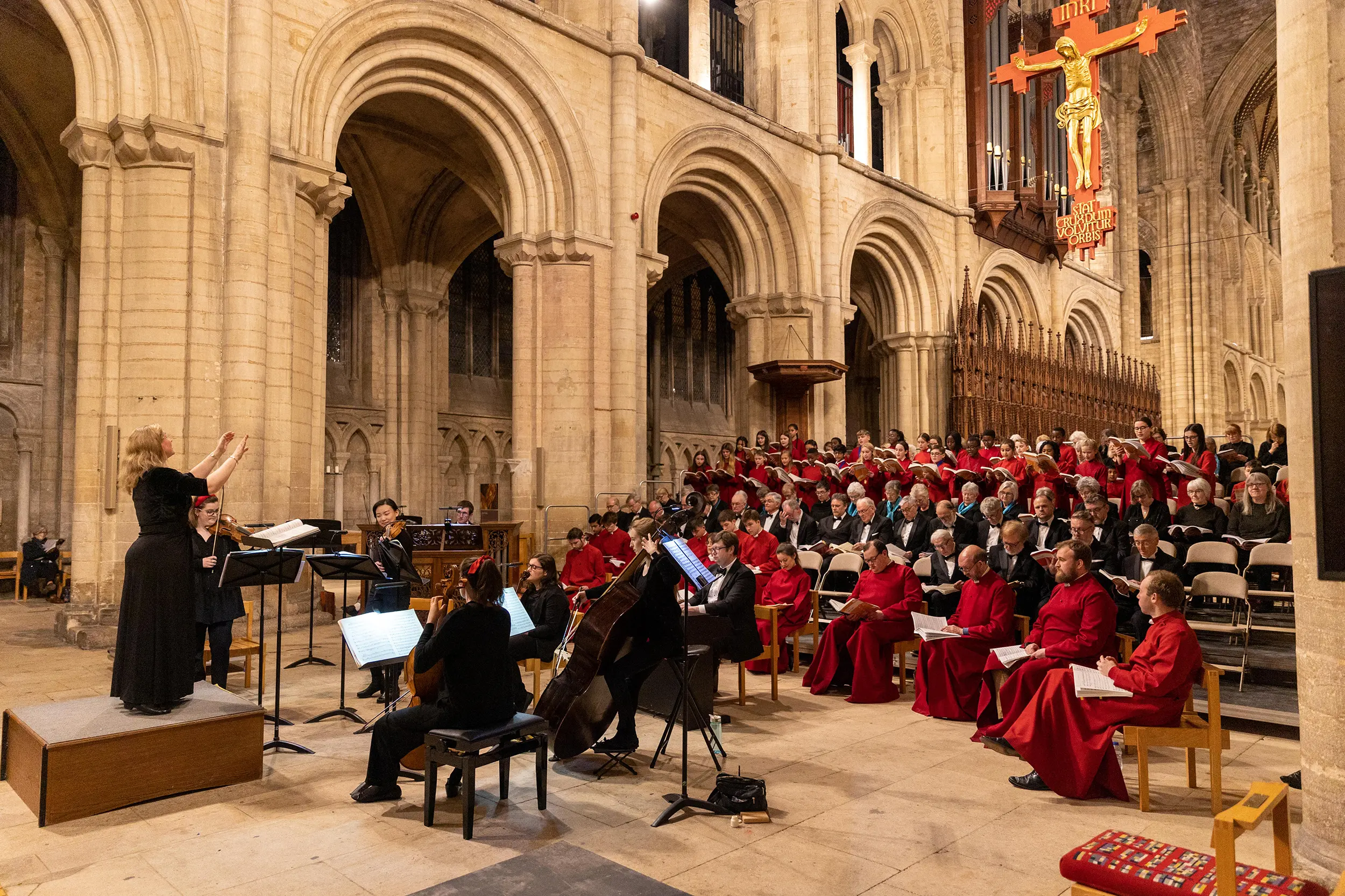 Peterborough Cathedral Choir, Youth Choir and Festival Chorus with Peterborough Choral Society performing Handel's Messiah at Peterborough Cathedral
