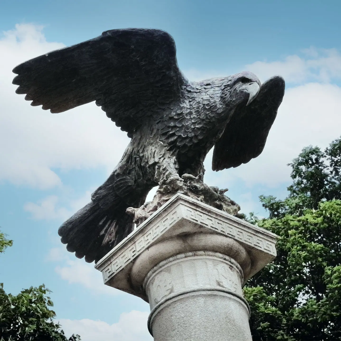 Norman Cross memorial column and eagle